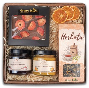 Kosz prezentowy z przetworami, herbatą i czekoladą