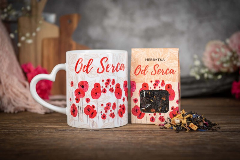 zestaw kubek z herbatą na walentynki i dzień kobiet (1).jpg