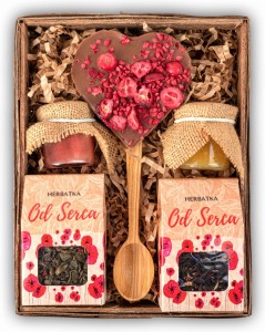 Prezent na dzień mamy dla matki zestaw herbata konfitury czekolada serce
