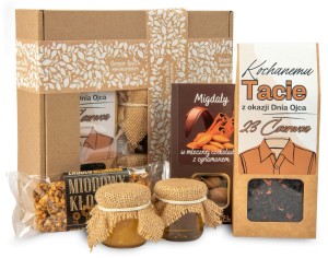 Zestaw prezentowy na dzień ojca, dla taty z herbatą i słodyczami