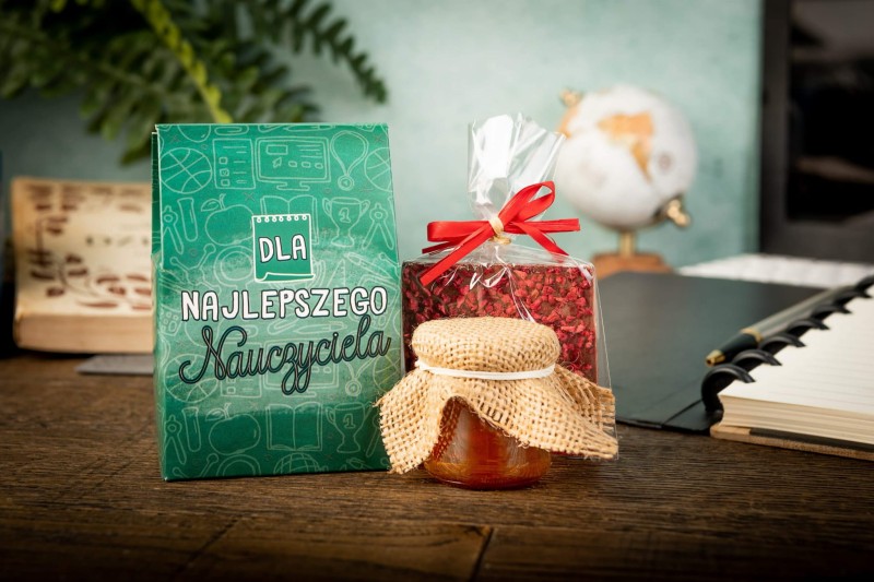 Upominek na dzień nauczyciela pudełko (2).JPG
