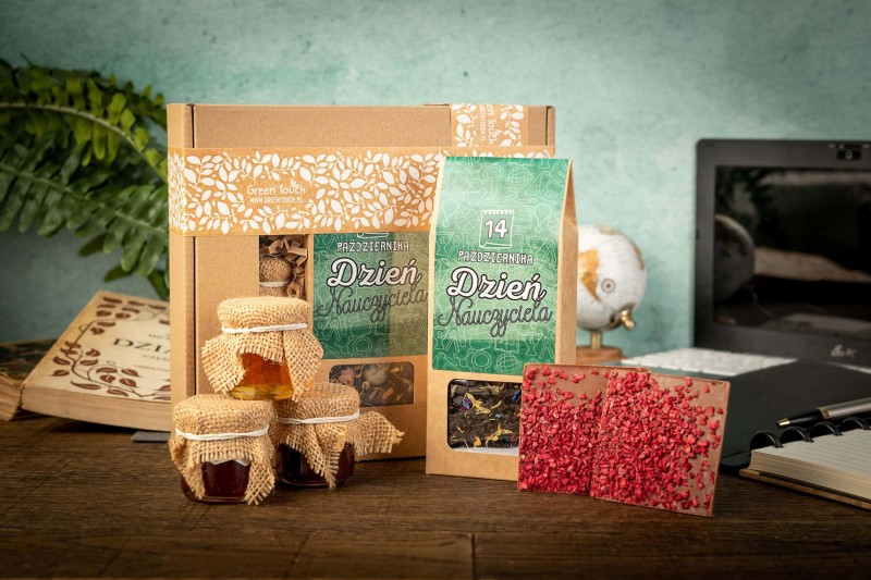 prezent na dzień nauczyciela (2).JPG