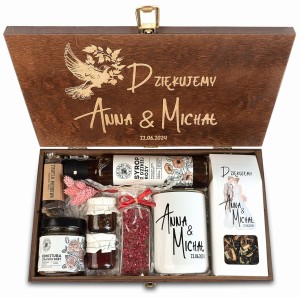Skrzynka prezentowa duży zestaw prezentowy podziękowania dla rodziców i chrzestnych kubek herbata grawer