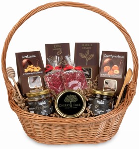 Kosz prezentowy zestaw ciemny z herbatą kawą i słodyczami miody konfitura