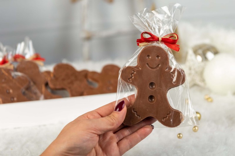 czekolada mleczna o smaku piernika w ksztalcie piernikowego ludka na swieta (5).JPG