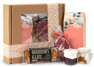 Zestaw prezentowy herbata miód czekolada prezent na walentynki na dzień kobiet