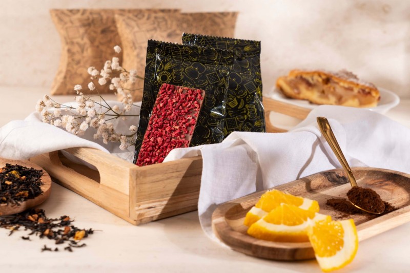 pudelko box upominek z herbata i czekolada pillow gift by Green Touch (7).jpg