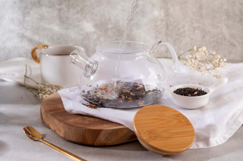 dzbanek czajniczek z zaparzaczem do herbaty 750 ml (4).jpg