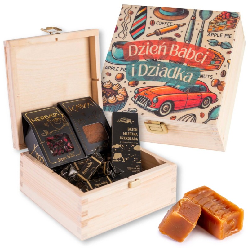Prezent na dzien babci i dziadka skrzynka zestaw herbata kawa slodycze z nadrukiem (7).jpg