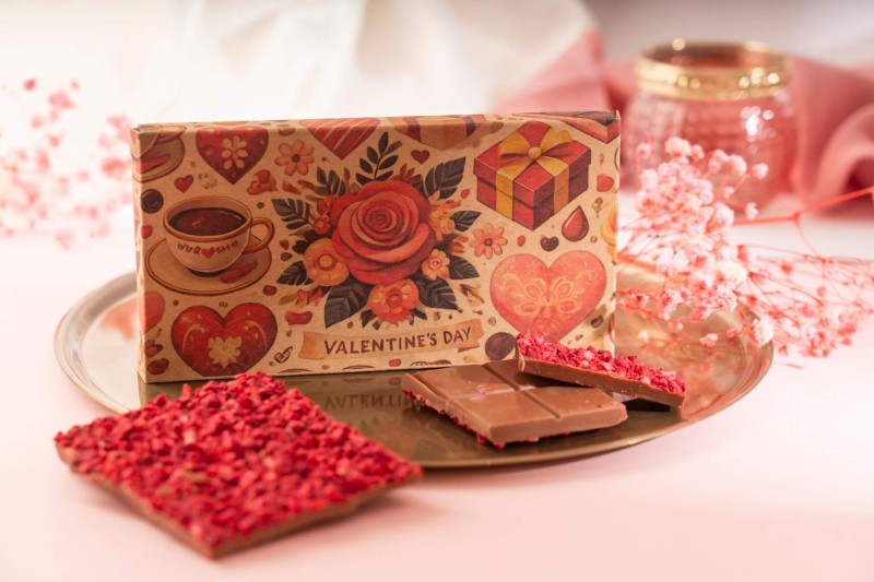 prezent na dzien kobiet walentynki upominek czekolada mleczna 50 g kraftowa z nadrukiem (2).jpg