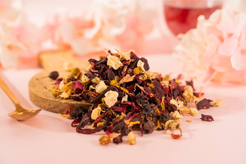 Herbata owocowa owocowa miętka 100 g smak lata mięta róża nagietek (2).jpg