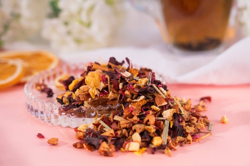 Herbata owocowa morelowy ogród 100 g morela jabłko pomarańcza hibiskus (3).jpg