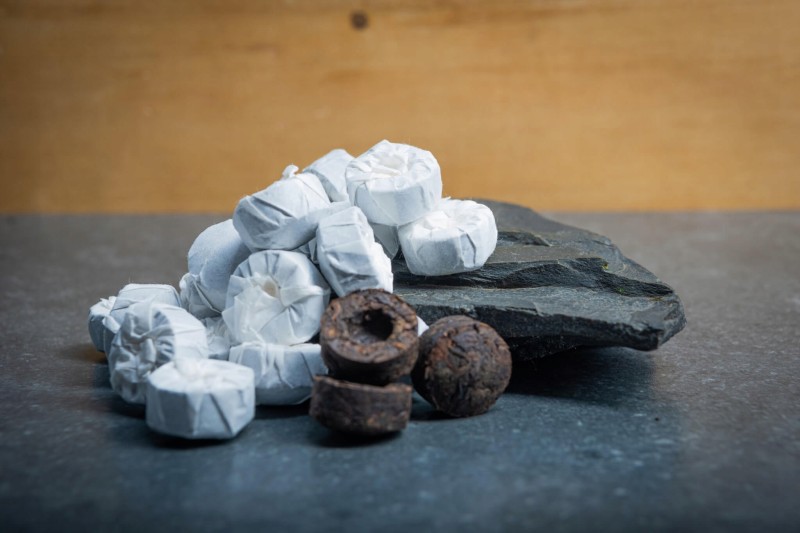 Herbata czerwona liściasta PU-ERH MINI TOUCHA 50 g PRASOWANA GNIAZDA.jpeg