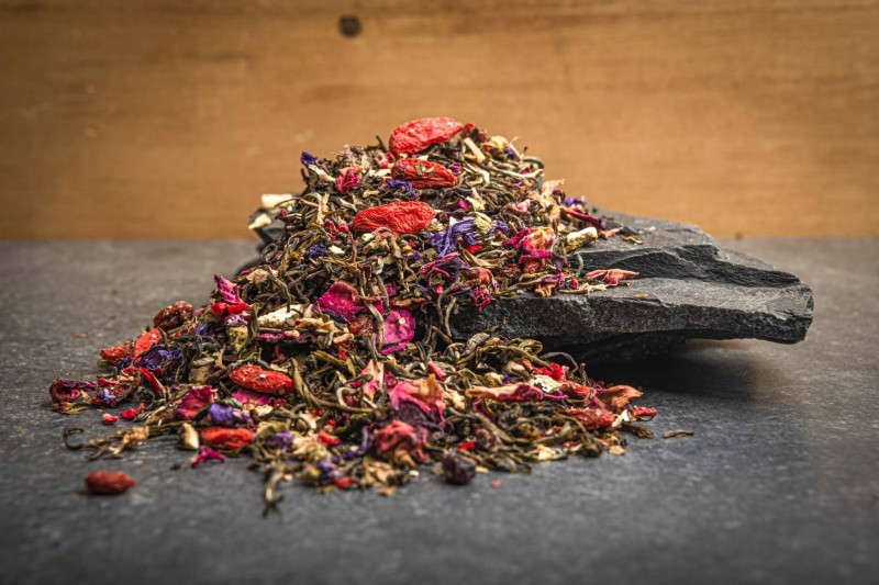 Herbata biała liściasta MALINOWE GOJI 50 g MALINA RÓŻA JAGODY GOJI OWOCOWA (2).jpeg