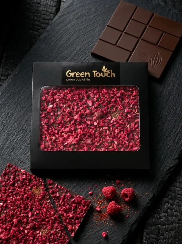 CZEKOLADA GORZKA CIEMNA 72_ Z MALINĄ LIOFILIZOWANĄ CHILLI 85 g Green Touch (1)-2.webp
