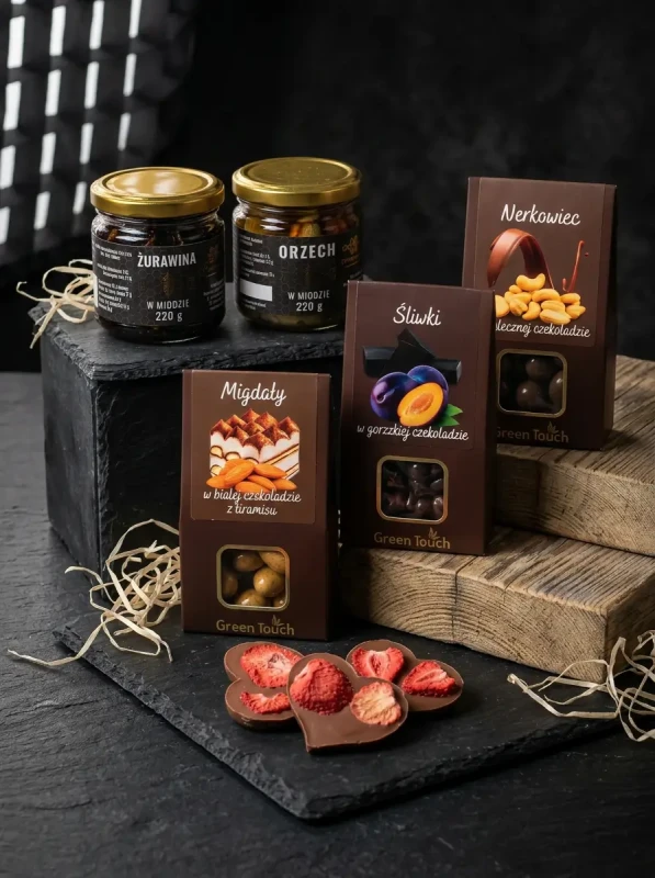 Kosz prezentowy miody i słodycze premium czekolada orzechy box upominek (1).webp