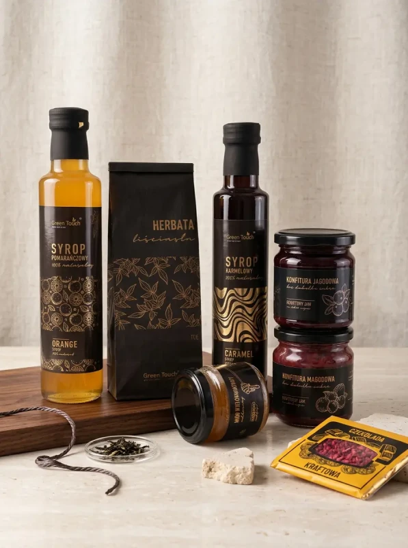 Zestaw kosz prezentowy syrop pomarańczowy karmelowy herbata konfitury miód (2).webp