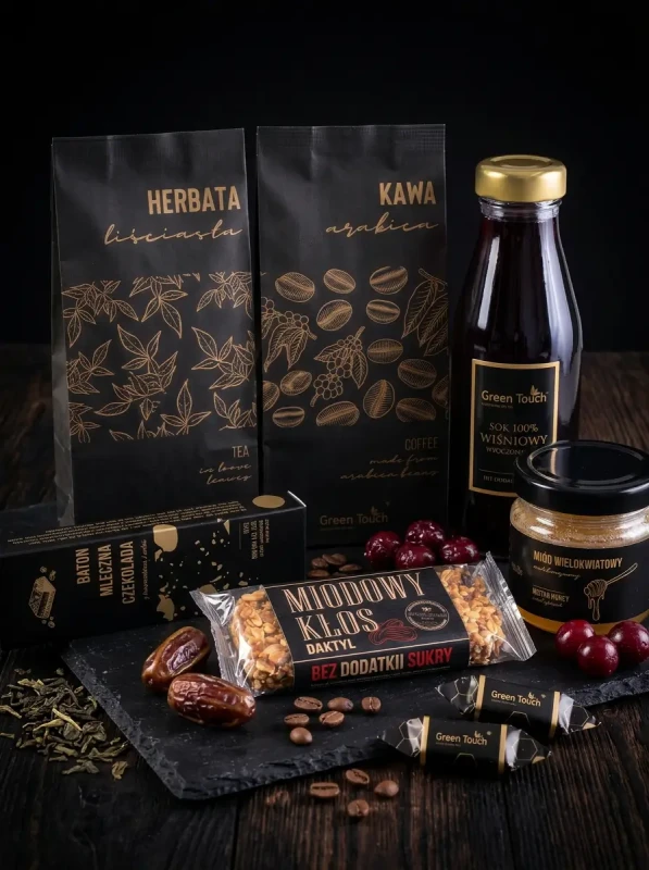 Zestaw prezentowy box słodycze miód herbata i kawa sok baton słony karmel  (2).webp