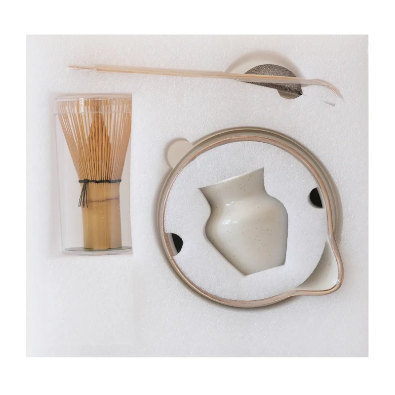 ZESTAW CERAMICZNY DO MATCHA MIOTEŁKA CZARKA ŁYŻECZKA STOJAK SITKO KOMPLET (7).webp