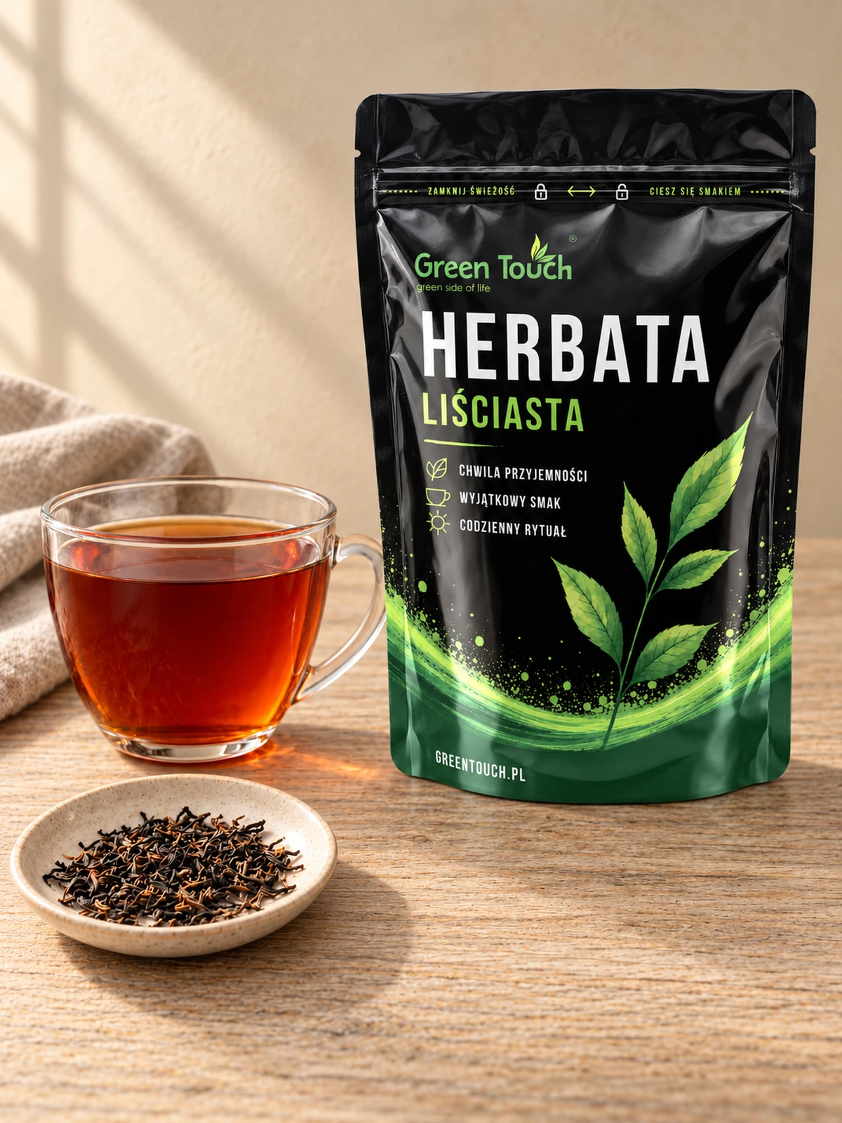 Kenya Tinderet GFOP 50 g – aranżacja z herbatą