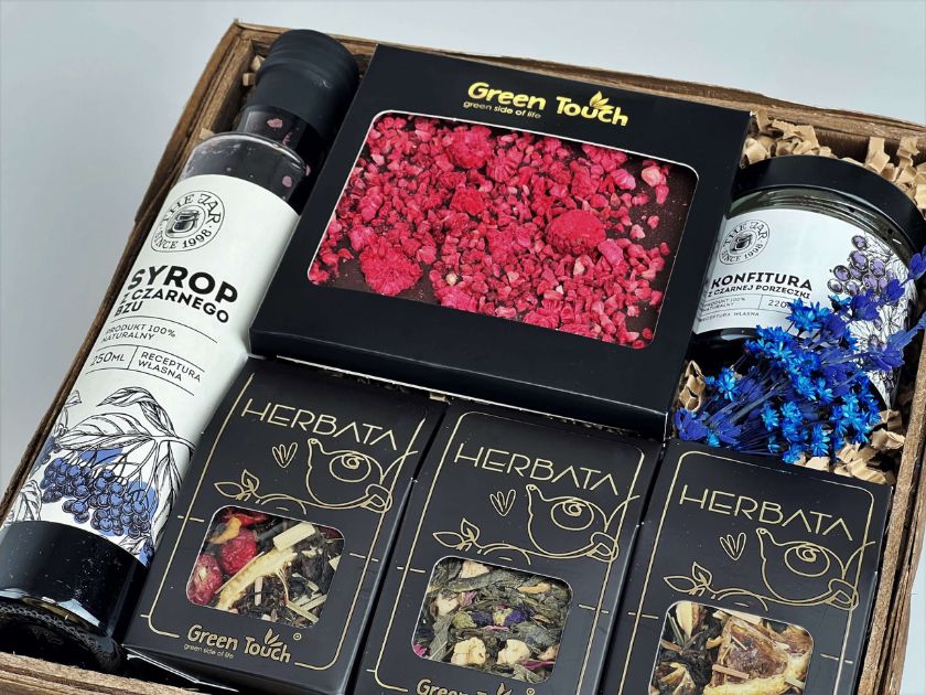 Najlepsze zestawy prezentowe z kawą i herbatą dostępne online